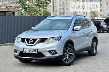 Позашляховик / Кросовер Nissan Rogue 2016 в Дніпрі