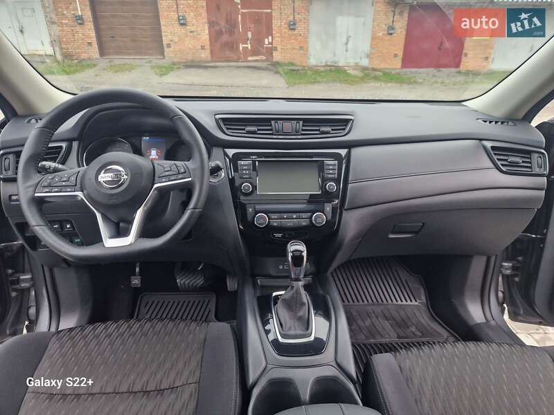 Позашляховик / Кросовер Nissan Rogue 2018 в Хмельницькому