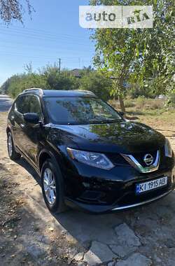 Позашляховик / Кросовер Nissan Rogue 2015 в Києві