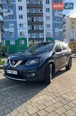 Внедорожник / Кроссовер Nissan Rogue 2016 в 
