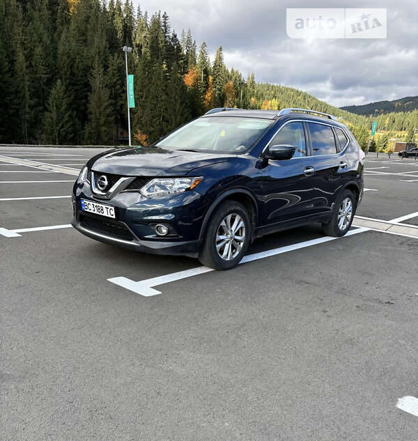 Позашляховик / Кросовер Nissan Rogue 2016 в Львові