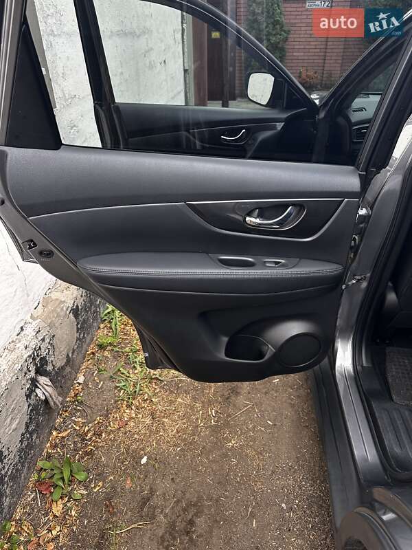 Позашляховик / Кросовер Nissan Rogue 2019 в Дніпрі