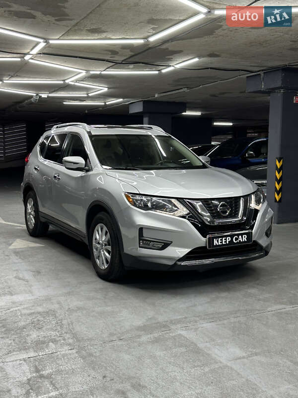 Позашляховик / Кросовер Nissan Rogue 2017 в Одесі