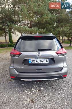 Позашляховик / Кросовер Nissan Rogue 2016 в Тернополі