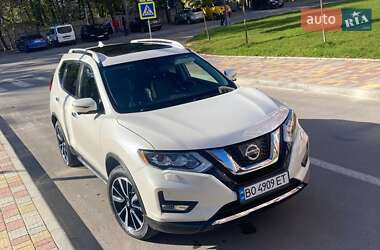 Внедорожник / Кроссовер Nissan Rogue 2018 в Тернополе