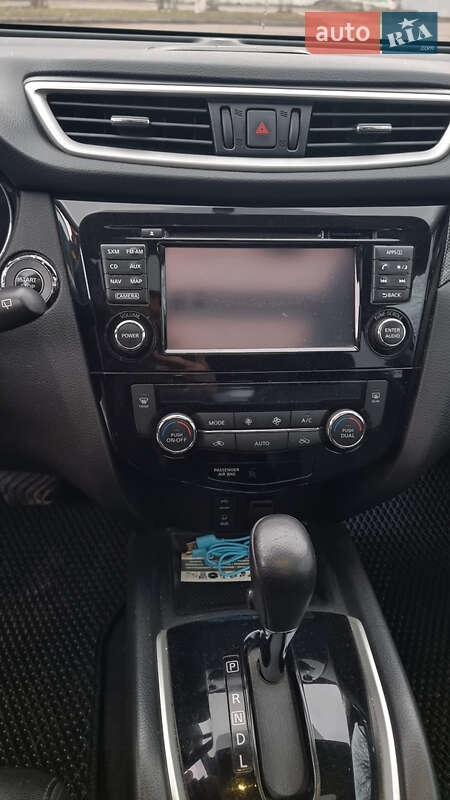 Внедорожник / Кроссовер Nissan Rogue 2016 в Белой Церкви