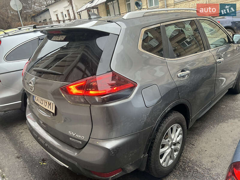 Позашляховик / Кросовер Nissan Rogue 2018 в Києві