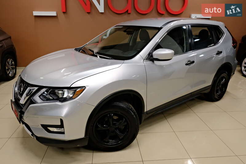 Внедорожник / Кроссовер Nissan Rogue 2017 в Одессе