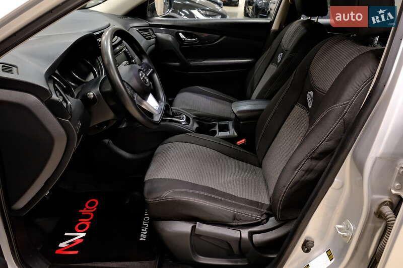 Внедорожник / Кроссовер Nissan Rogue 2017 в Одессе