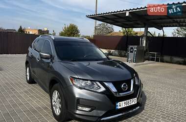 Позашляховик / Кросовер Nissan Rogue 2016 в 