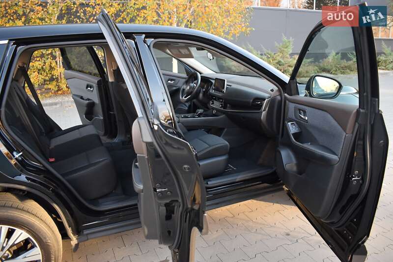 Позашляховик / Кросовер Nissan Rogue 2021 в Білій Церкві