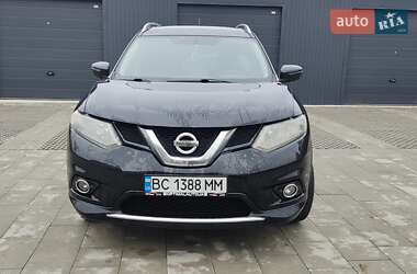 Внедорожник / Кроссовер Nissan Rogue 2016 в Самборе