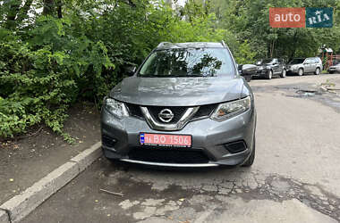 Позашляховик / Кросовер Nissan Rogue 2015 в Львові