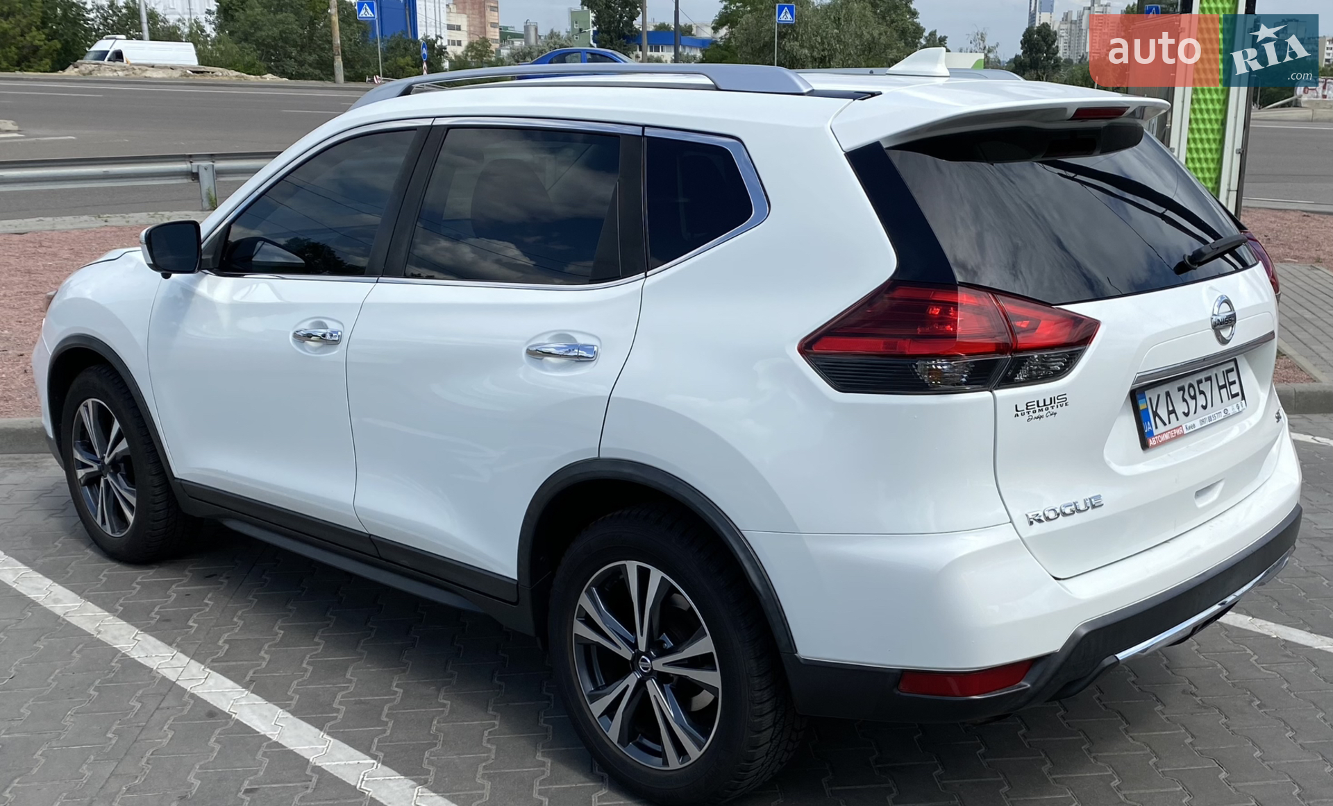 2017 Nissan Rogue - мініатюра 5