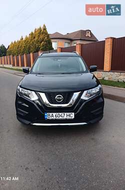 Внедорожник / Кроссовер Nissan Rogue 2018 в Кропивницком