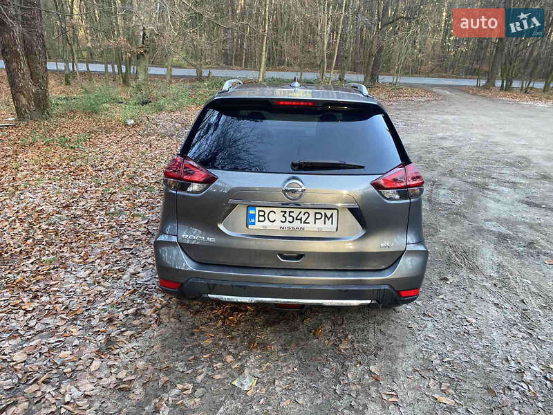 Внедорожник / Кроссовер Nissan Rogue 2018 в Львове