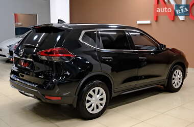 Внедорожник / Кроссовер Nissan Rogue 2019 в 