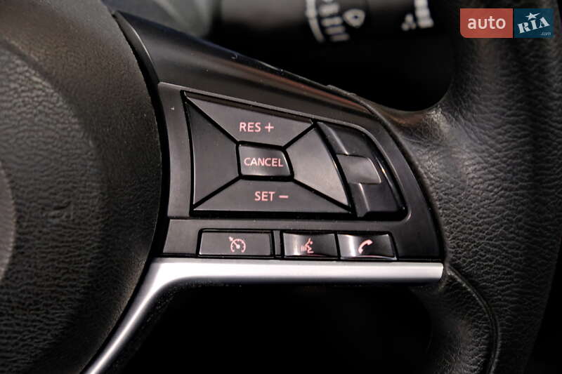 Внедорожник / Кроссовер Nissan Rogue 2019 в Одессе