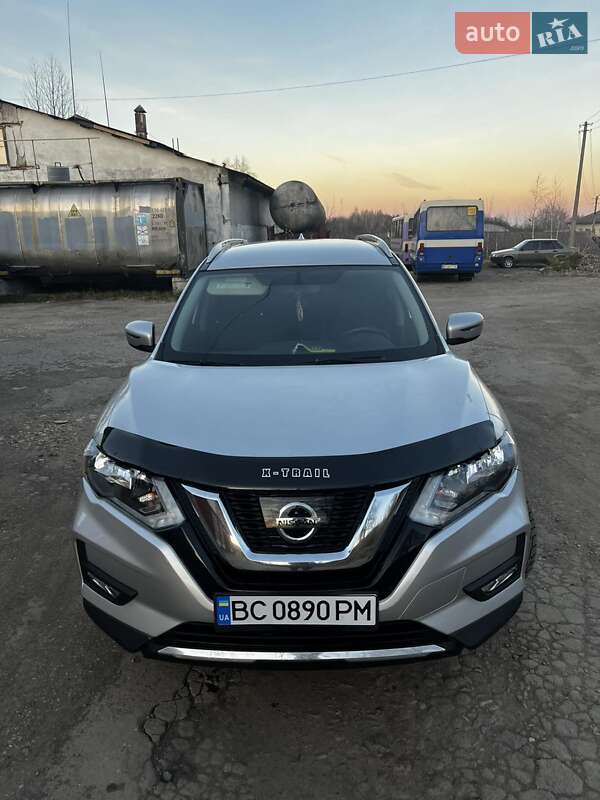 Внедорожник / Кроссовер Nissan Rogue 2018 в Бориславе