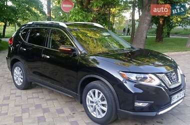 Внедорожник / Кроссовер Nissan Rogue 2017 в 