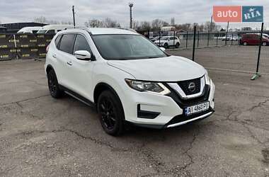 Позашляховик / Кросовер Nissan Rogue 2018 в Києві