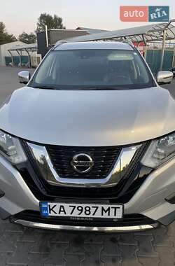 Позашляховик / Кросовер Nissan Rogue 2020 в Києві