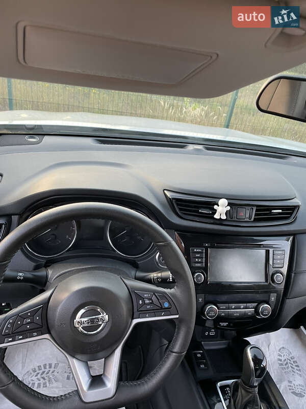 Позашляховик / Кросовер Nissan Rogue 2020 в Києві