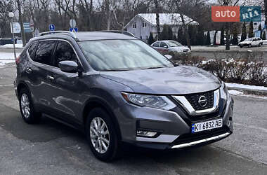 Внедорожник / Кроссовер Nissan Rogue 2019 в Киеве