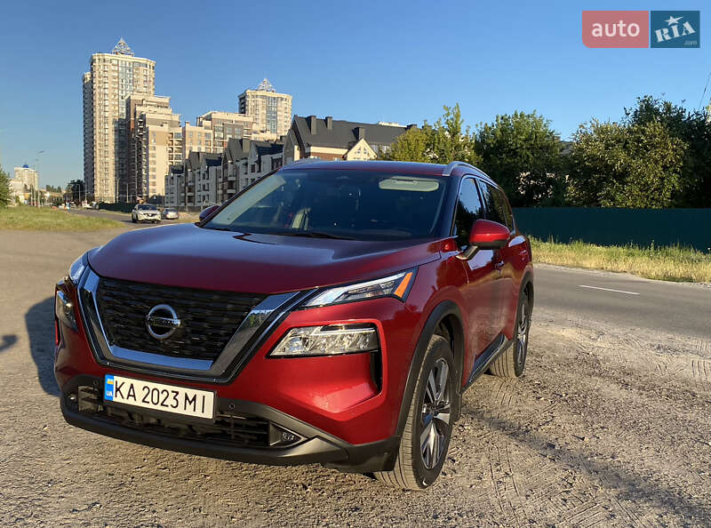 Внедорожник / Кроссовер Nissan Rogue 2020 в Киеве