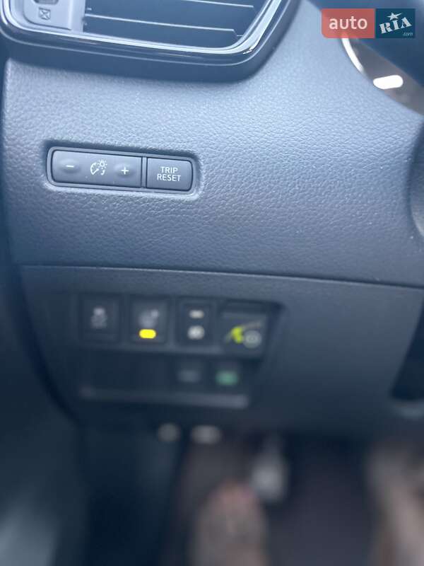 Позашляховик / Кросовер Nissan Rogue 2016 в Кропивницькому