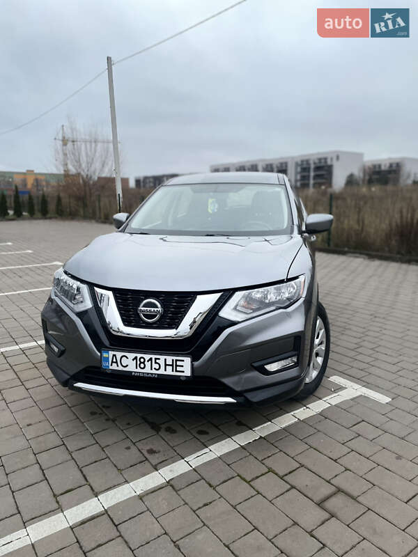 Позашляховик / Кросовер Nissan Rogue 2018 в Луцьку