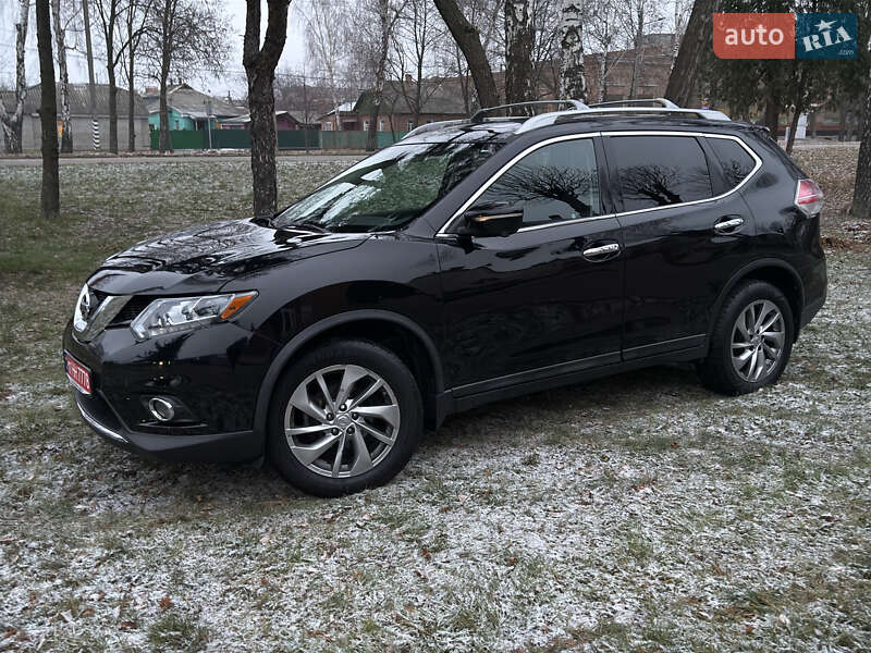 Позашляховик / Кросовер Nissan Rogue 2014 в Лубнах