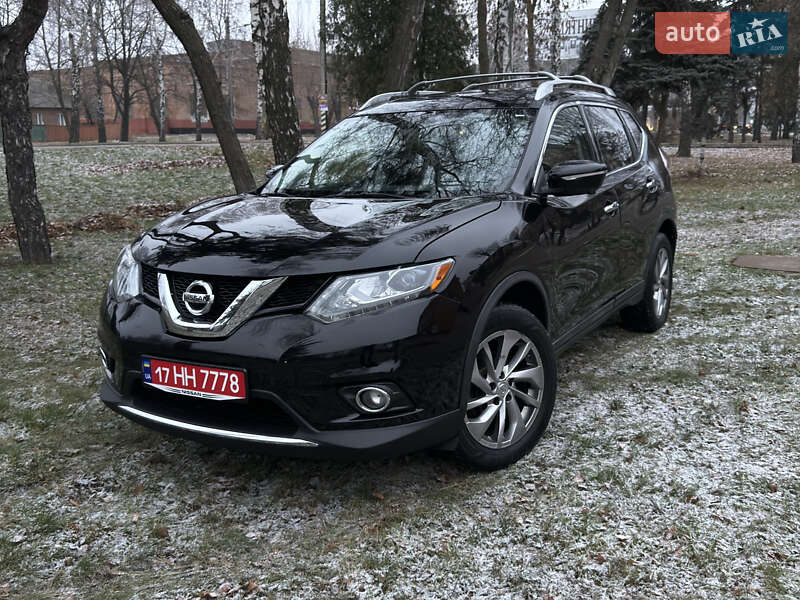 Позашляховик / Кросовер Nissan Rogue 2014 в Лубнах
