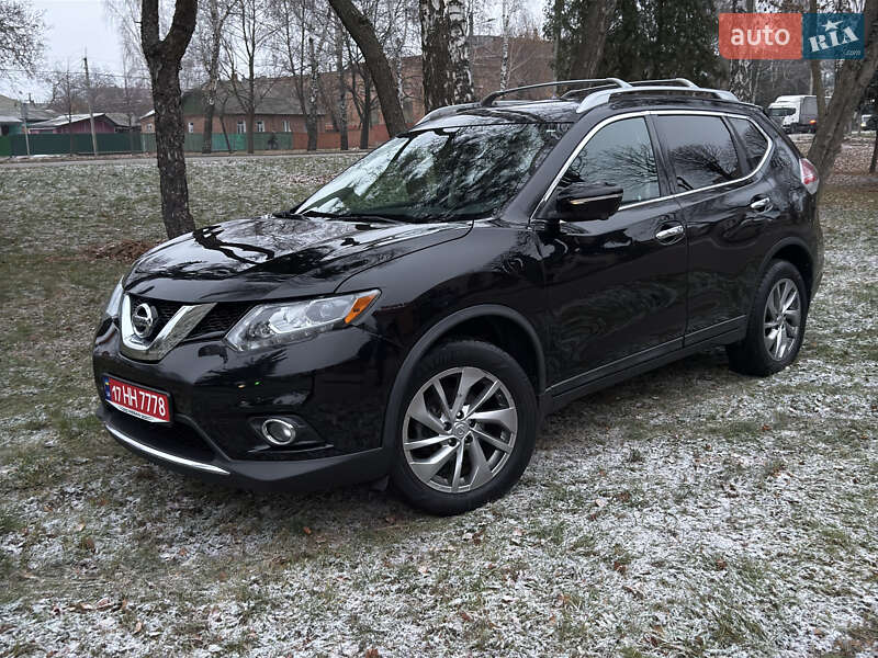 Позашляховик / Кросовер Nissan Rogue 2014 в Лубнах
