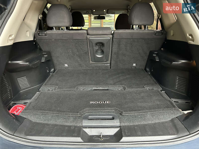 Позашляховик / Кросовер Nissan Rogue 2016 в Івано-Франківську