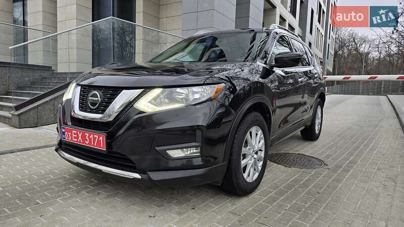 Внедорожник / Кроссовер Nissan Rogue 2020 в Киеве