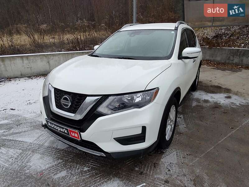 Позашляховик / Кросовер Nissan Rogue 2019 в Києві