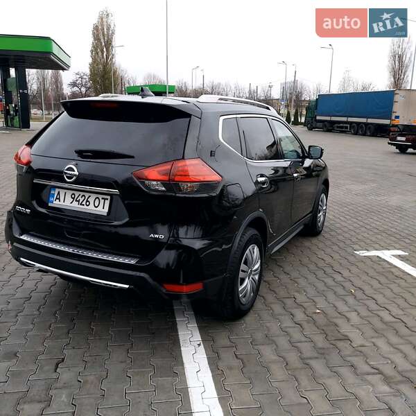 Позашляховик / Кросовер Nissan Rogue 2017 в Кременчуці
