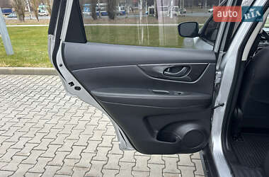 Позашляховик / Кросовер Nissan Rogue 2020 в 