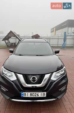 Позашляховик / Кросовер Nissan Rogue 2017 в Полтаві