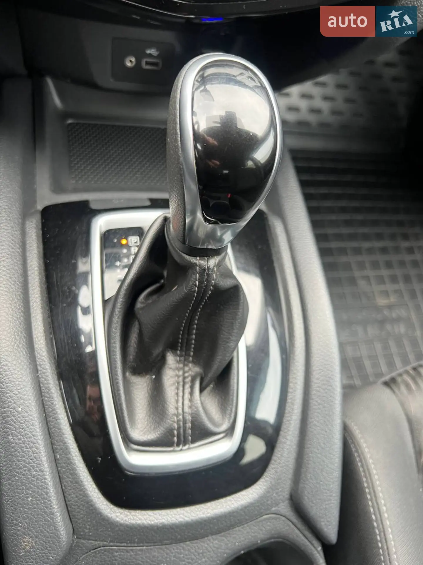2019 Nissan Rogue - мініатюра 11