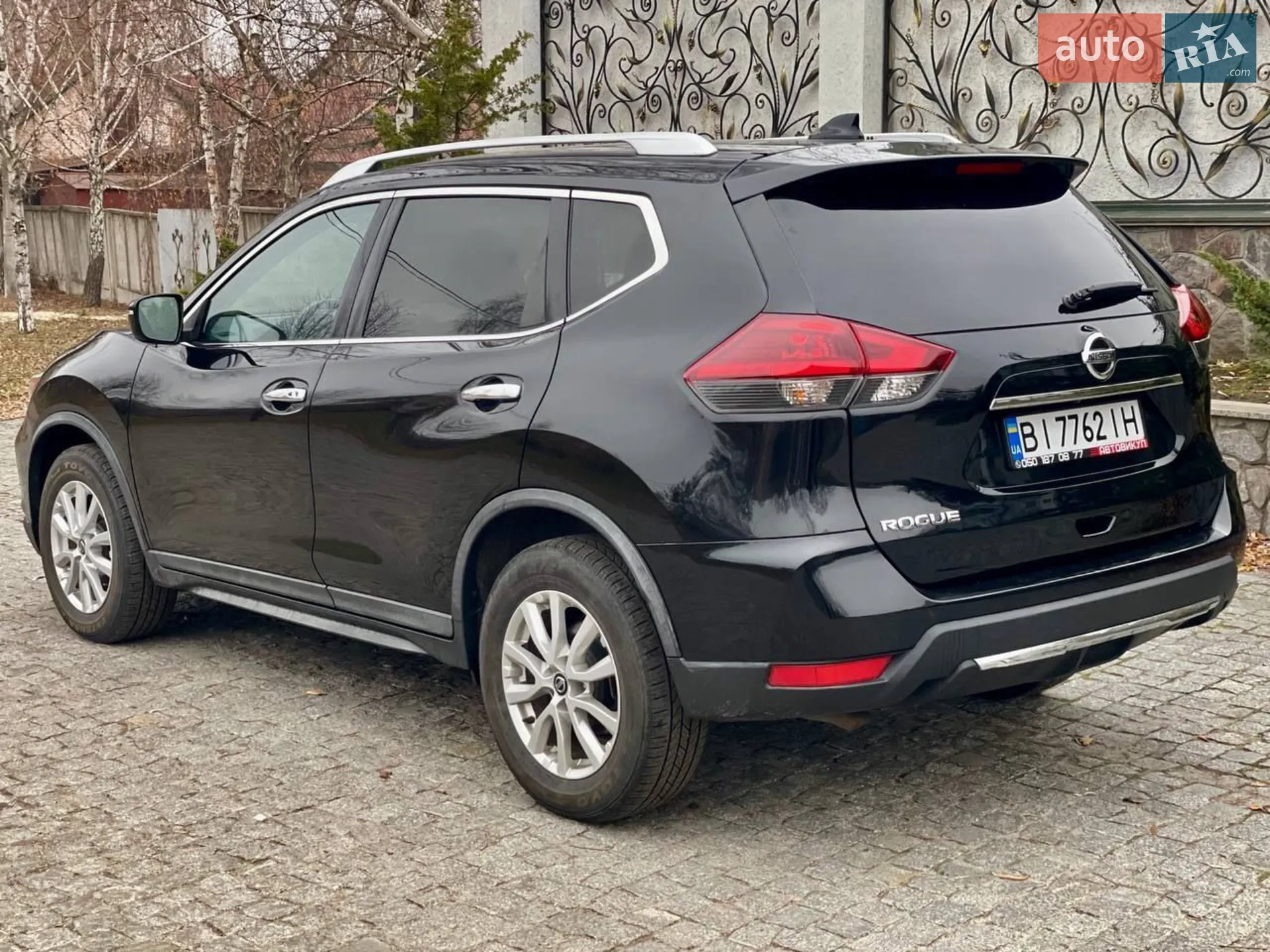 2017 Nissan Rogue - мініатюра 4