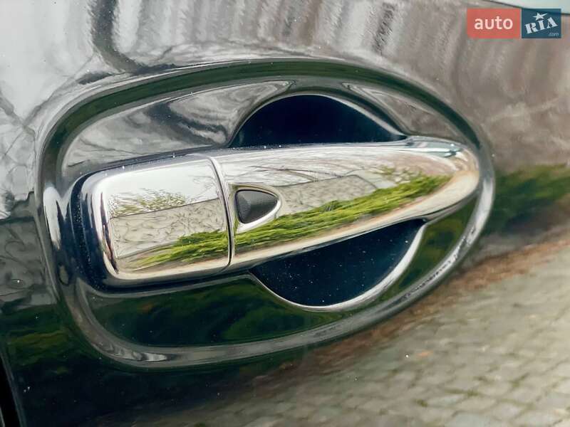 Внедорожник / Кроссовер Nissan Rogue 2017 в Полтаве