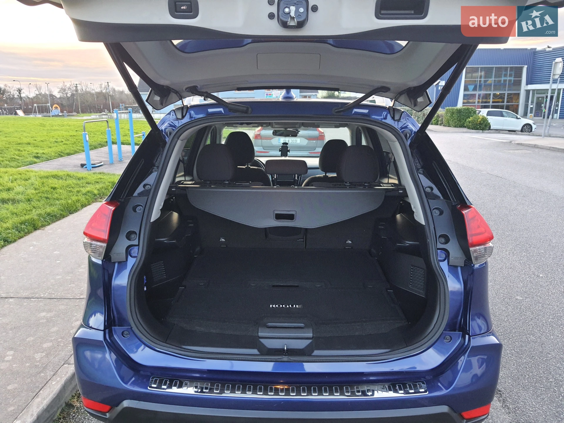 2017 Nissan Rogue - мініатюра 6