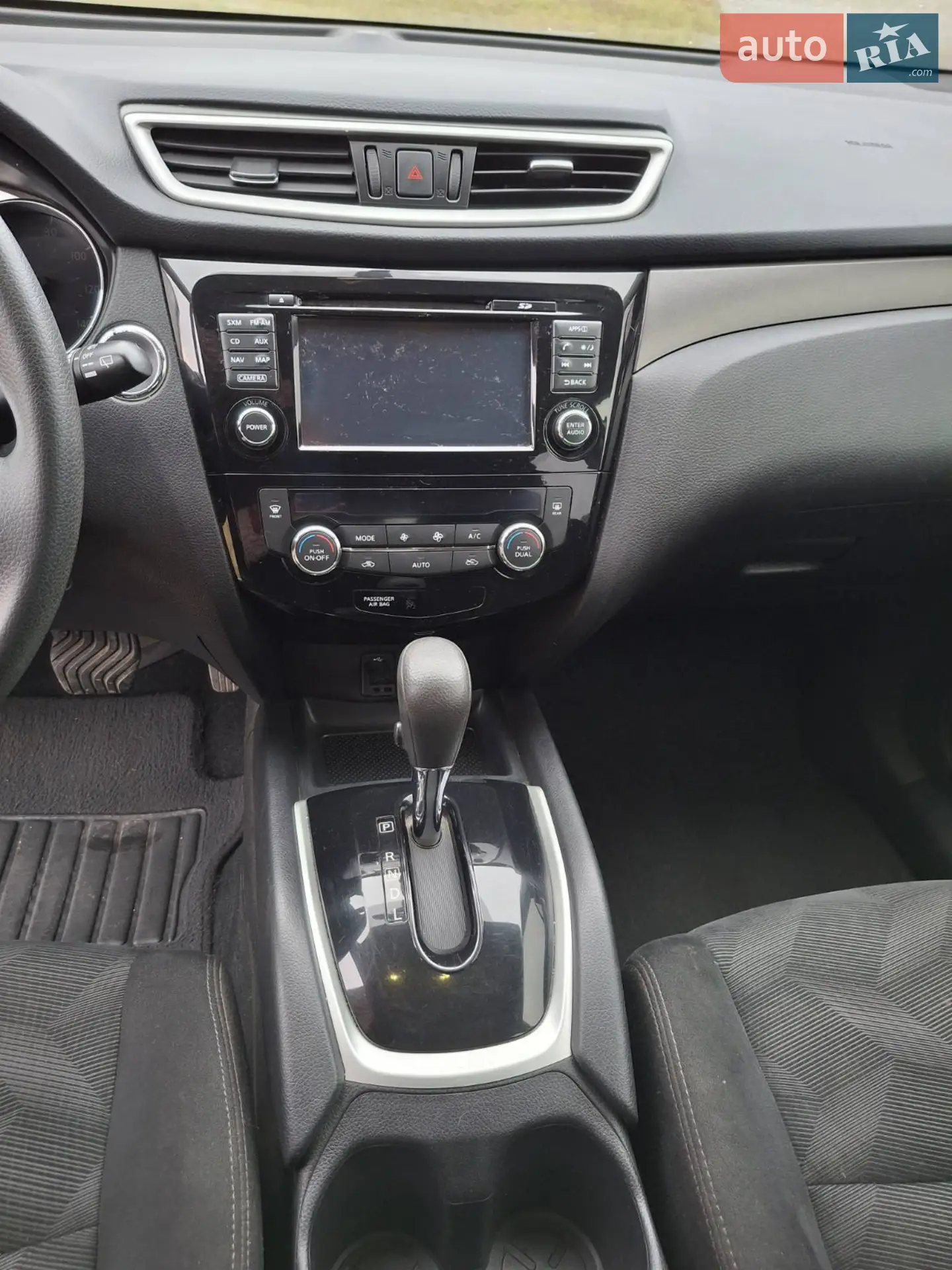 2016 Nissan Rogue - мініатюра 3
