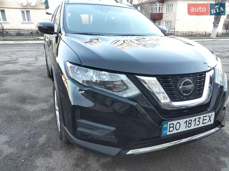 Внедорожник / Кроссовер Nissan Rogue 2020 в Тернополе