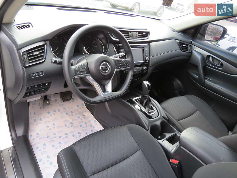 Позашляховик / Кросовер Nissan Rogue 2018 в Кропивницькому