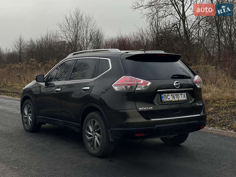 Позашляховик / Кросовер Nissan Rogue 2015 в Львові