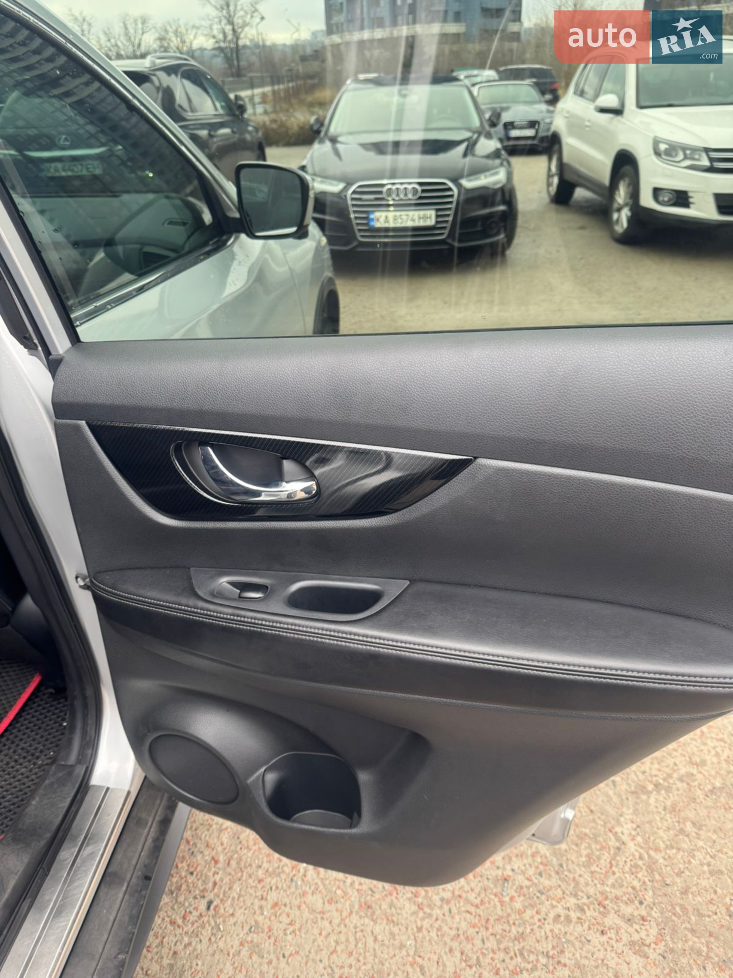 2019 Nissan Rogue - мініатюра 28