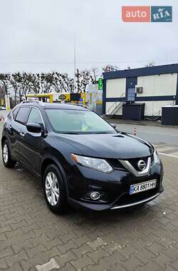 Внедорожник / Кроссовер Nissan Rogue 2015 в Киеве